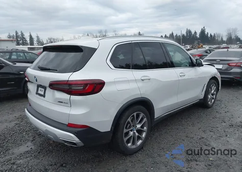 2022 BMW X5 xDrive40I z USA, uszkodzony, nr VIN 5UXCR6C09N9J92361
